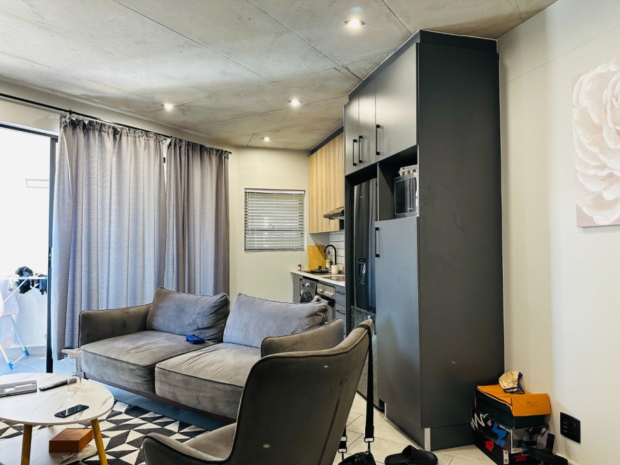 1 Bedroom Property for Sale in Table View Western Cape